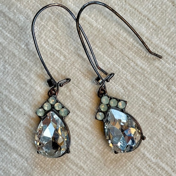Vintage Crystal & Pearl Teardrop Earrings - Picture 2 of 4